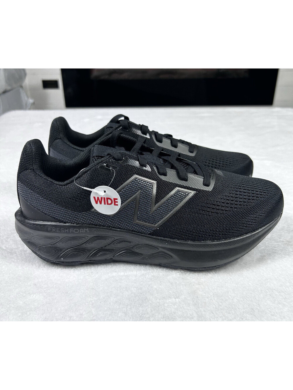 New Balance Fresh Foam 520 V9 Womens 9.5 Wide Mens 8 Running Shoes Triple Black